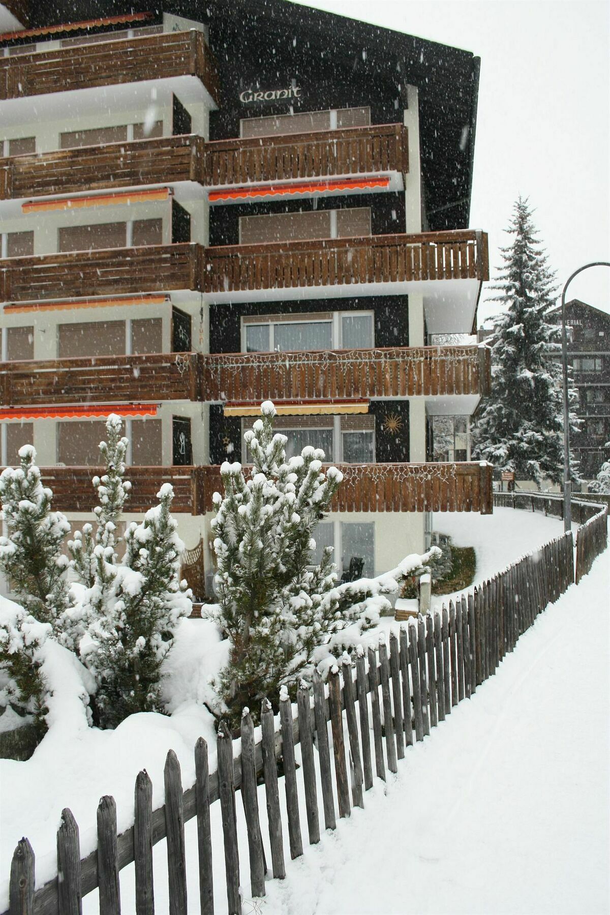 Haus Granit Apartment Цермат Екстериор снимка